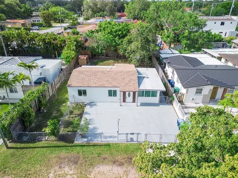 6110 SW 20th St, Miami, FL 33155