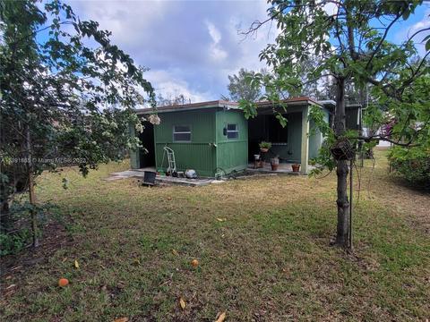 728 E 21st St, Hialeah, FL 33013 photo 14
