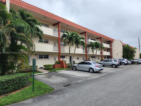 8960 S Hollybrook Blvd #302, Pembroke Pines, FL 33025