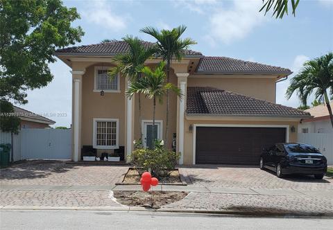7758 NW 200th St, Hialeah, FL 33015