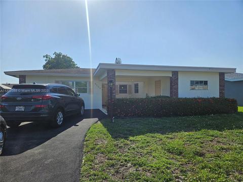 8115 NW 73rd Ter, Tamarac, FL 33321