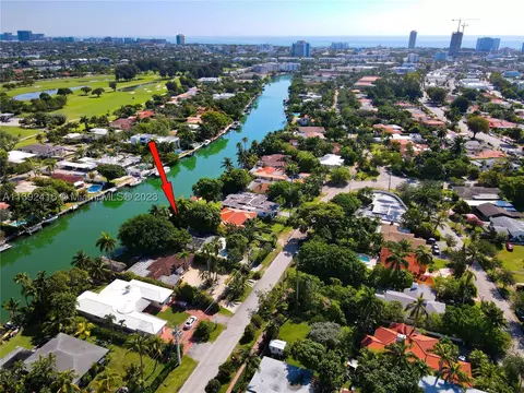 1541 Calais Dr, Miami Beach, FL 33141
