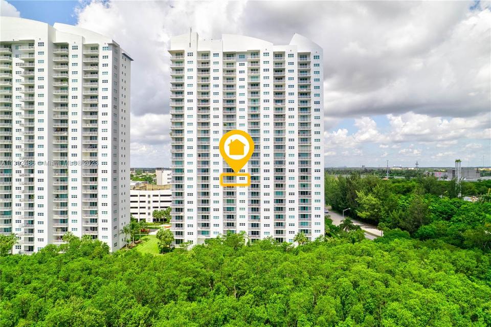  15051 Royal Oaks Ln #904, North Miami, FL 33181 photo 27