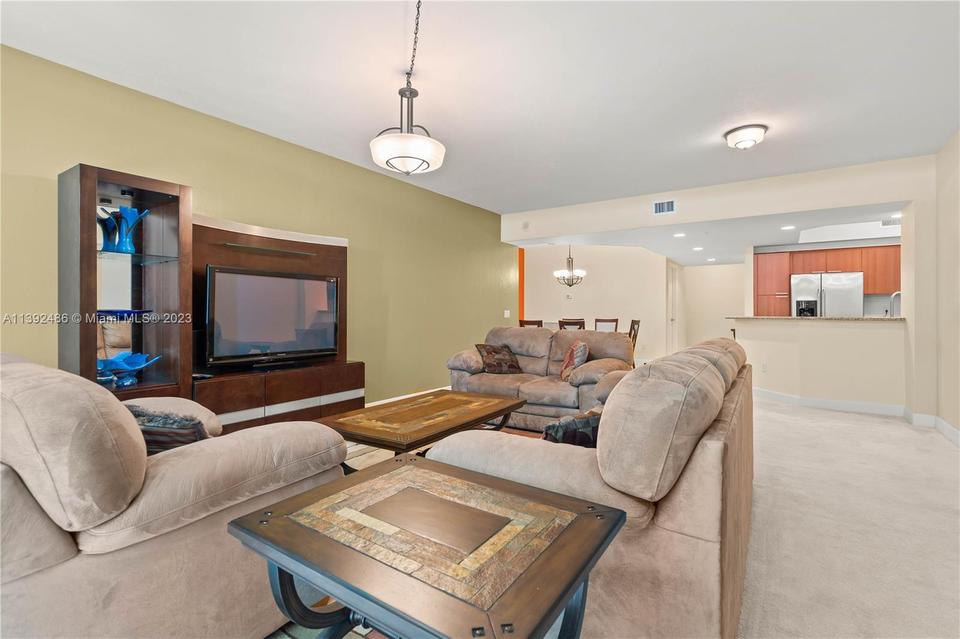  15051 Royal Oaks Ln #904, North Miami, FL 33181 photo 9