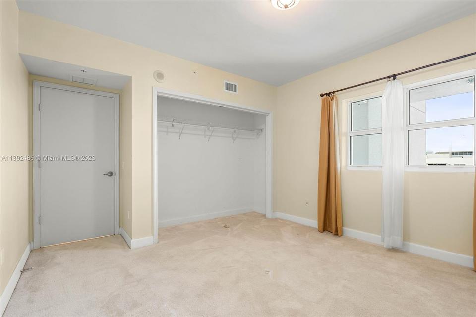  15051 Royal Oaks Ln #904, North Miami, FL 33181 photo 23