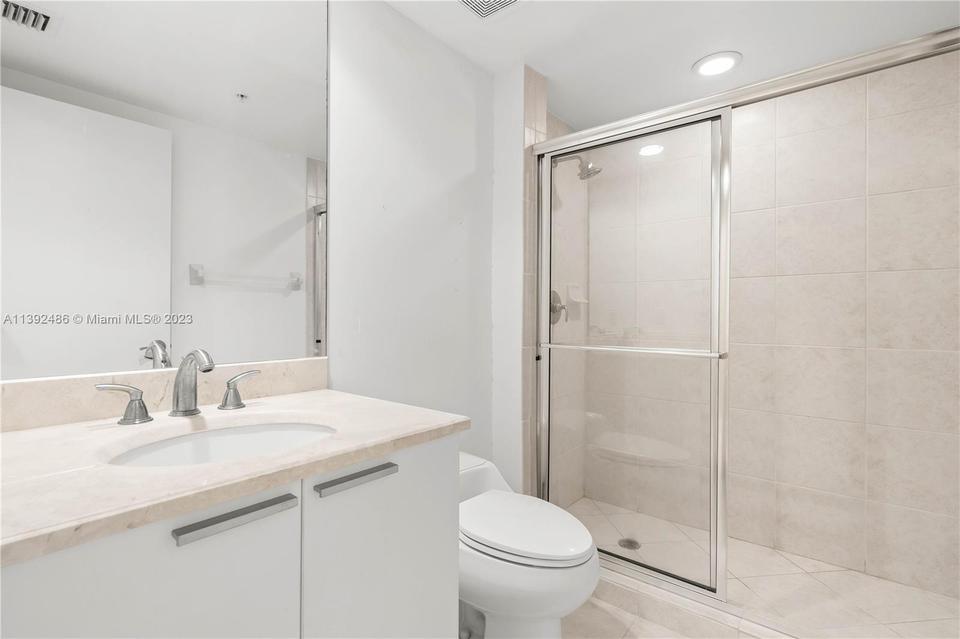  15051 Royal Oaks Ln #904, North Miami, FL 33181 photo 24