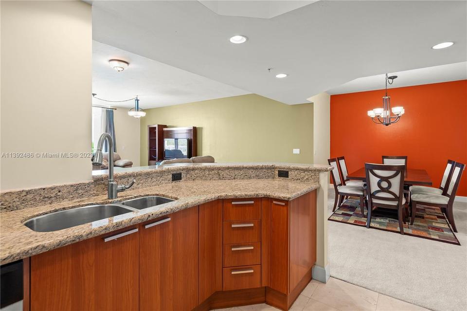  15051 Royal Oaks Ln #904, North Miami, FL 33181 photo 14