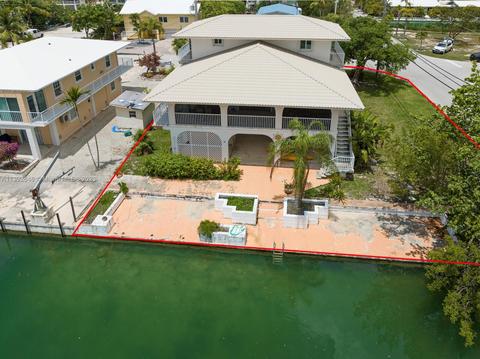 919 Bay Dr, Lower Keys, FL 33042