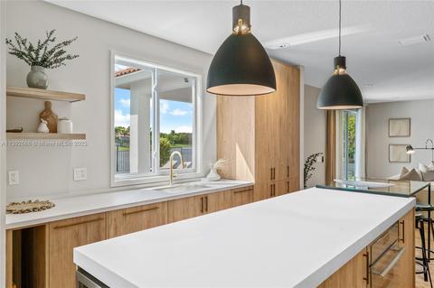 4170 Staghorn Ln, Weston, FL 33331