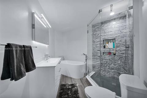 60 SW 13th St #4416, Miami, FL 33130 photo 18