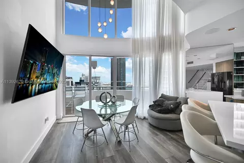 60 SW 13th St #4416, Miami, FL 33130 photo 1