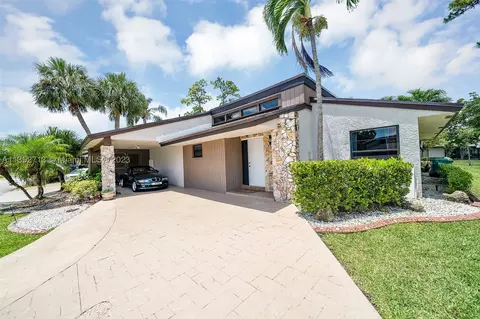 7817 Beechfern Cir #28, Tamarac, FL 33321