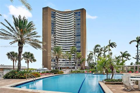 720 NE 69th St #8W, Miami, FL 33138