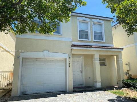 981 SW 15 St, Deerfield Beach, FL 33441