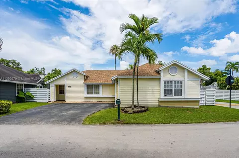 10125 SW 139th Pl, Miami, FL 33186