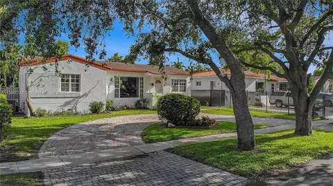 80 W 58th St, Hialeah, FL 33012 photo 2