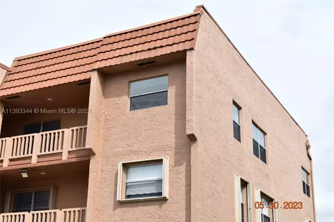9741 Sunrise Lakes Blvd #310, Sunrise, FL 33322