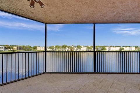 7349 Fairfax Dr #301, Tamarac, FL 33321
