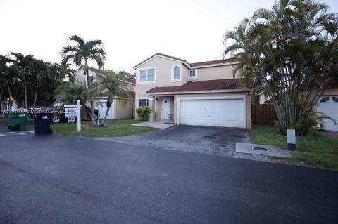15113 SW 109th Ln, Miami, FL 33196