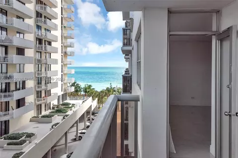 6039 Collins Ave #709, Miami Beach, FL 33140