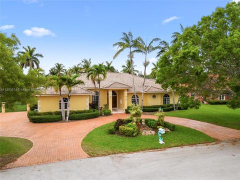 8335 SW 183rd Ter, Palmetto Bay, FL 33157