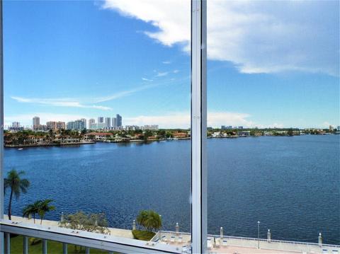 3010 Marcos Dr #R609, Aventura, FL 33160