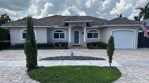 14288 SW 165th St, Miami, FL 33177