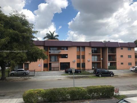 1471 W 43rd Pl #106, Hialeah, FL 33012