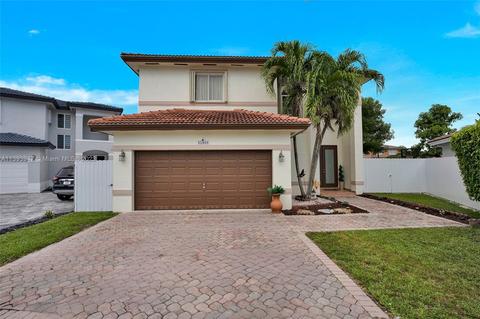 15991 SW 64th Ter, Miami, FL 33193