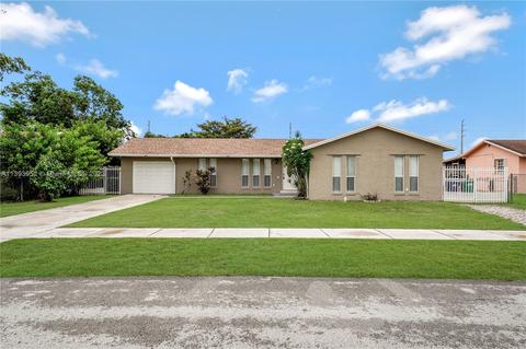 16813 SW 107th Pl, Miami, FL 33157