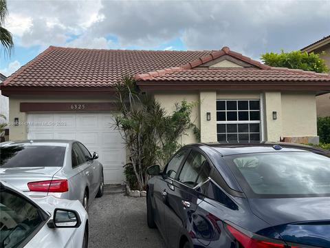 6325 NW 181st Ter, Hialeah, FL 33015