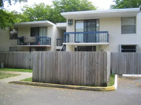 8309 SW 142 Ave #H-101, Miami, FL 33183