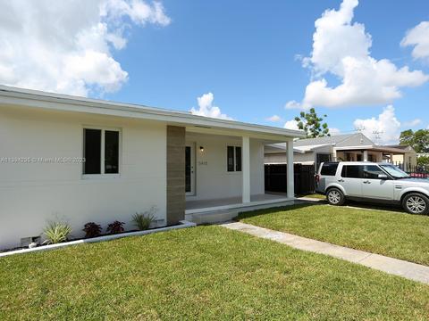 5410 SW 4th St, Miami, FL 33134