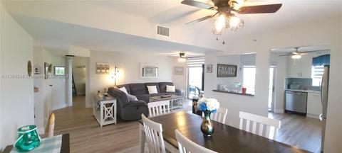 3465 Via Poinciana #606, Lake Worth, FL 33467