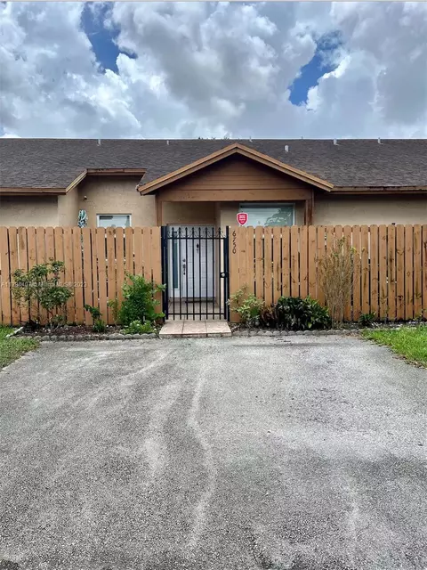 6750 NW 189th Ter #6750, Hialeah, FL 33015