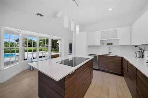 7500 SW 107th St, Pinecrest, FL 33156 photo 15