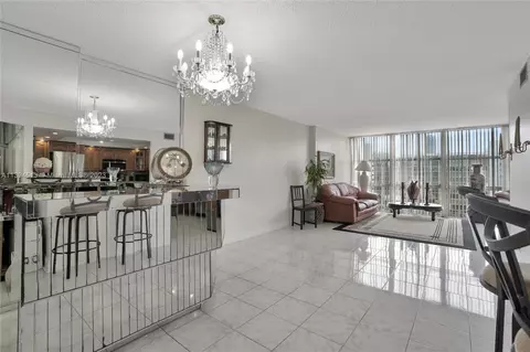800 Parkview Dr #814, Hallandale Beach, FL 33009