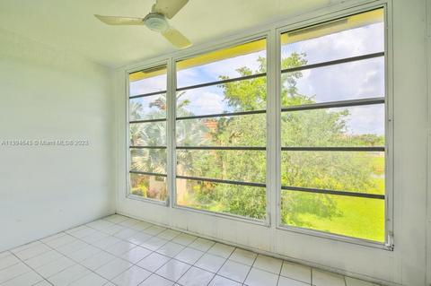 8081 N Sunrise Lakes Dr #302, Sunrise, FL 33322