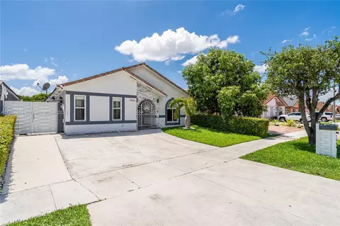 7466 W 32nd Ln, Hialeah, FL 33018 photo 1