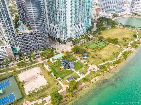 1750 N Bayshore Dr #3101, Miami, FL 33132