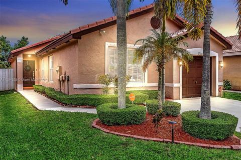 17383 SW 19th St, Miramar, FL 33029