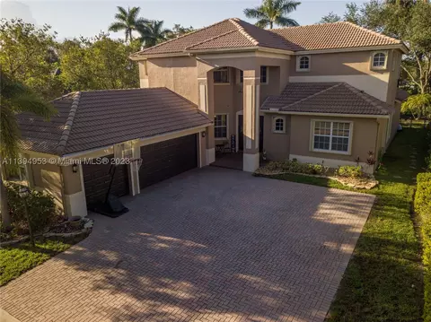 10732 NW 61st Ct, Parkland, FL 33076
