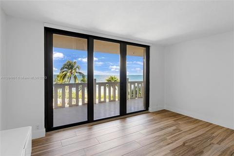1111 Crandon Blvd #B305, Key Biscayne, FL 33149