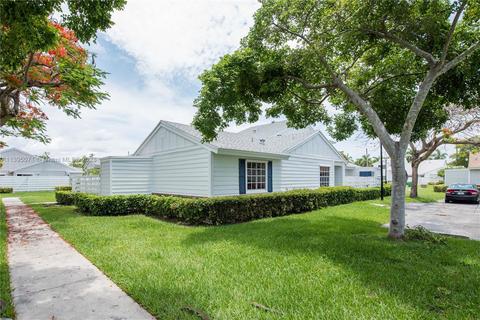 13704 SW 149th Cir Ln #4-59, Miami, FL 33186