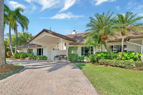 17420 SW 73rd Ct, Palmetto Bay, FL 33157