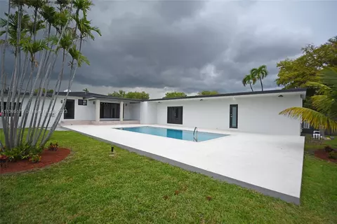 1230 N Royal Poinciana Blvd, Miami Springs, FL 33166