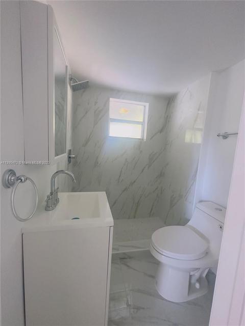 276 E 12th St, Hialeah, FL 33010 photo 21