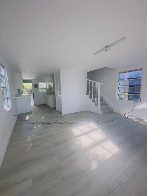 276 E 12th St, Hialeah, FL 33010 photo 22