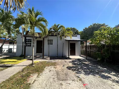 276 E 12th St, Hialeah, FL 33010 photo 1
