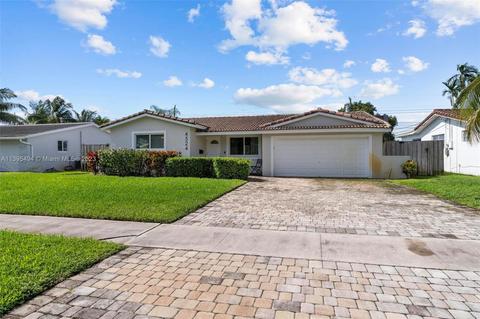 4524 Van Buren St, Hollywood, FL 33021